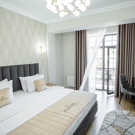 Wellfort Hotel サマルカンド エクステリア 写真