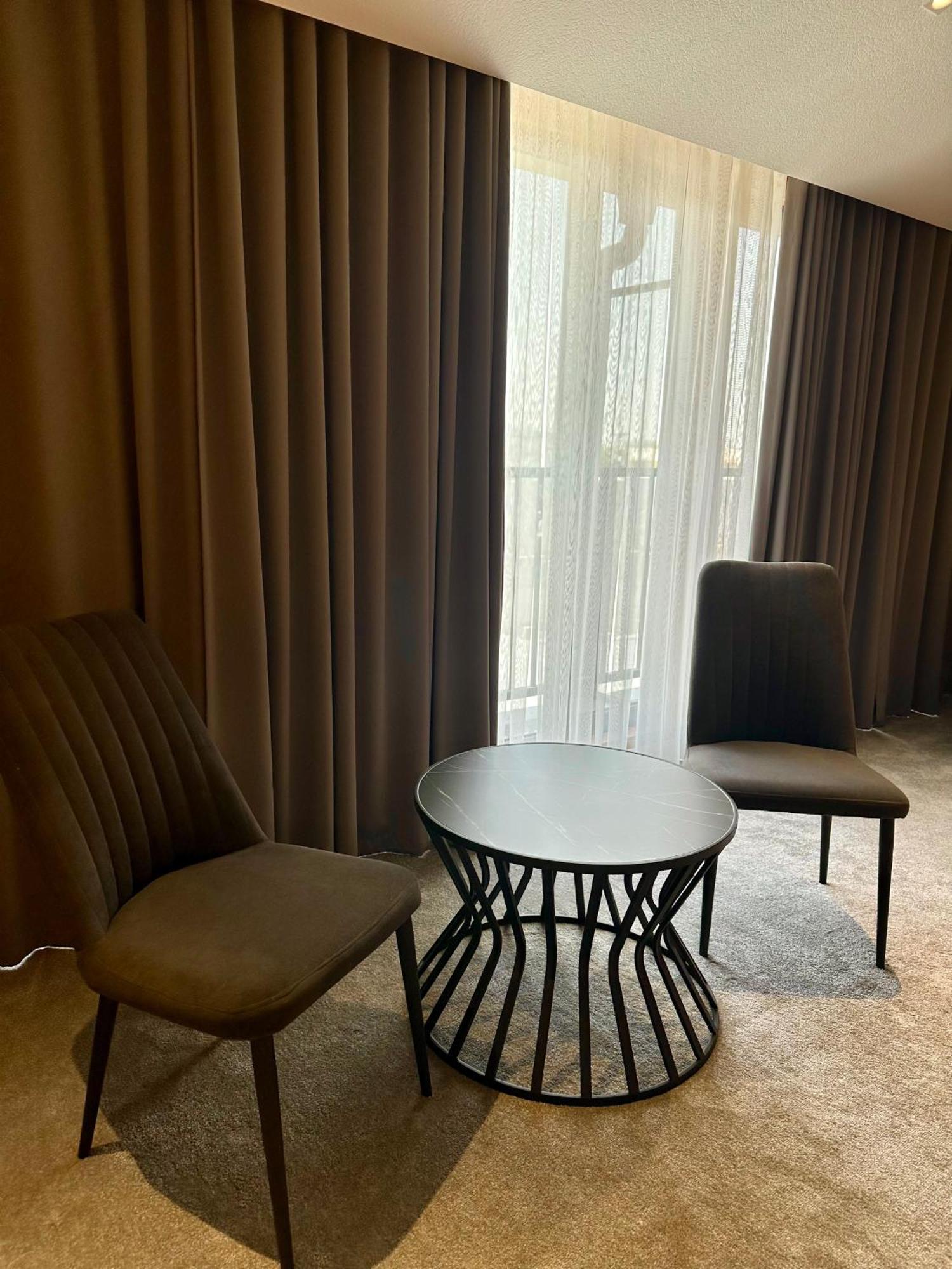 Wellfort Hotel サマルカンド エクステリア 写真